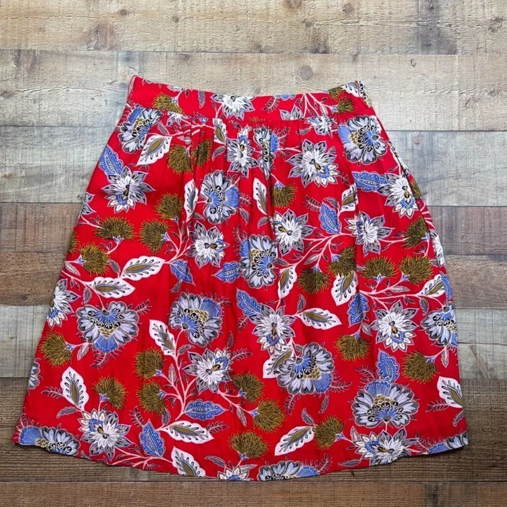 LOFT Red Lined Floral Skirt with Side Zipper size 6 - Picture 4 of 4